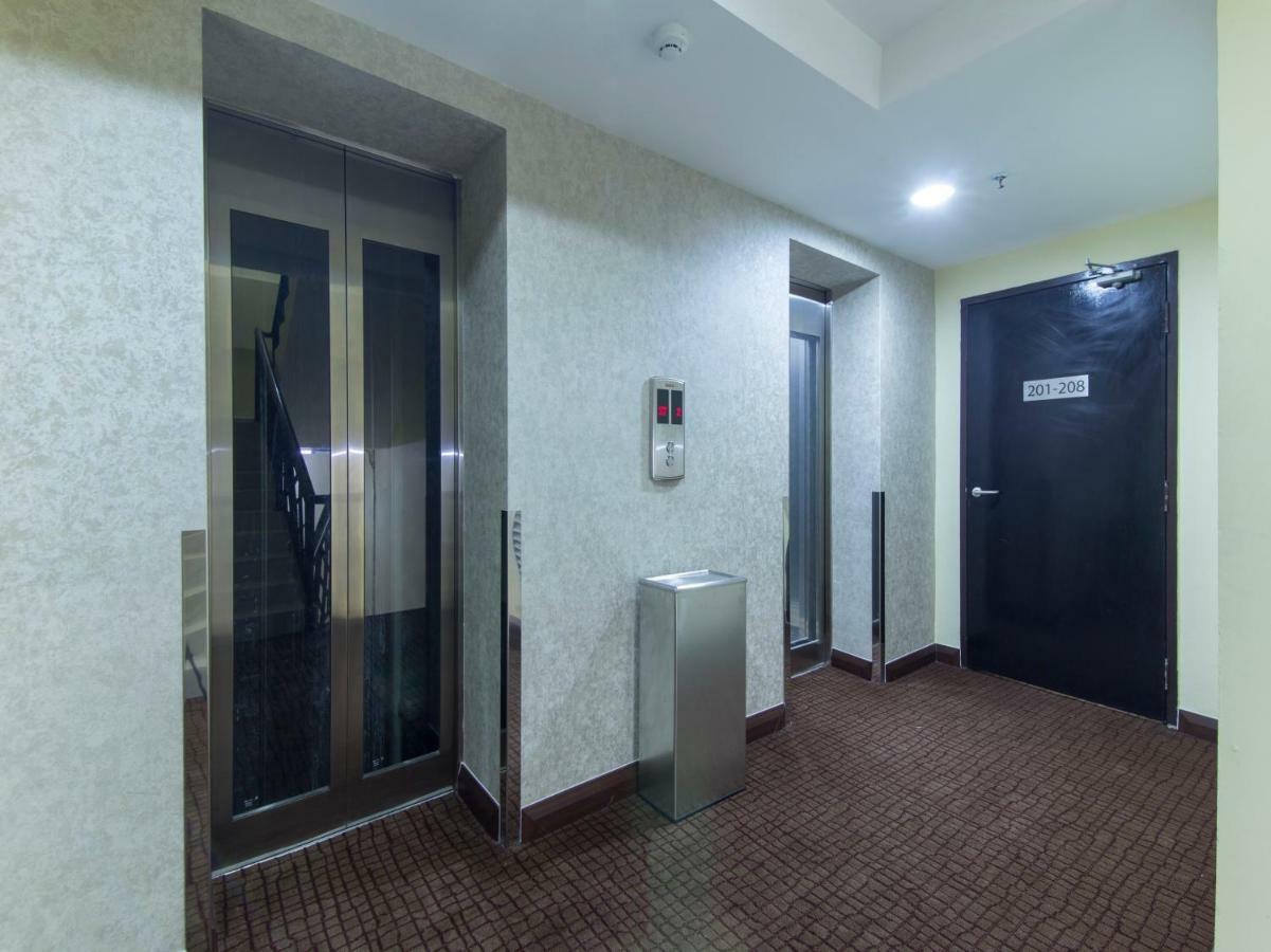 Hotel Midaris Syariah Куала Лумпур Екстериор снимка