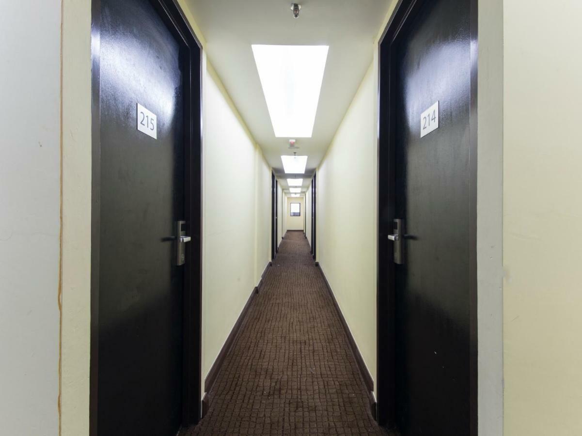 Hotel Midaris Syariah Куала Лумпур Екстериор снимка